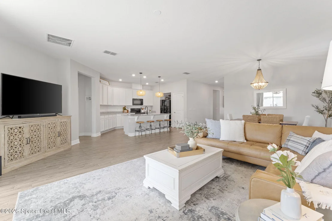 Photo of 975 Potenza Drive