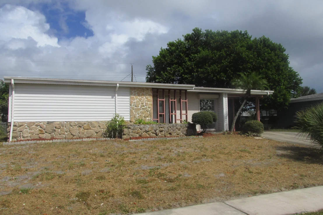 Photo of 744 NE Bianca Drive