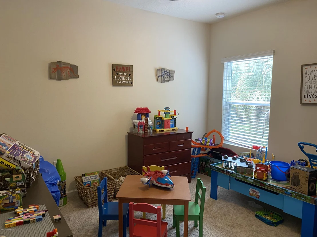 Photo of 2485 Falcon Lane