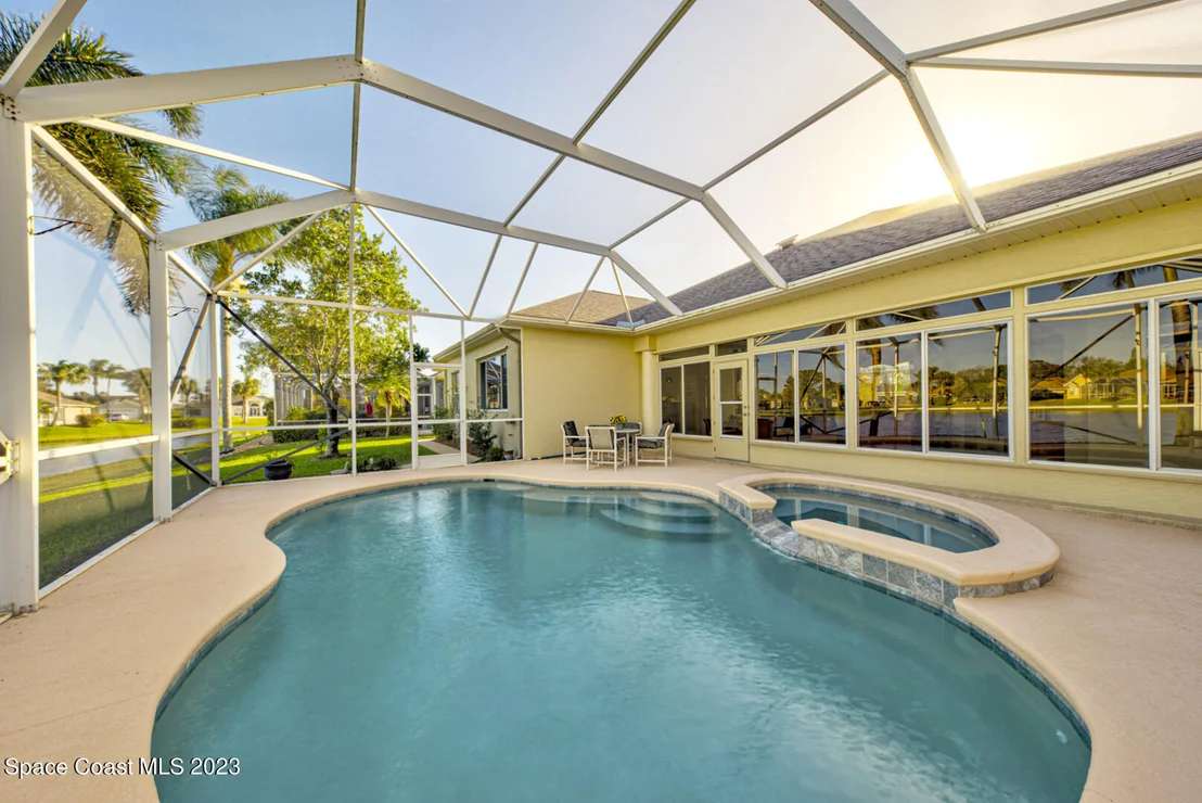 Photo of 2614 Canterbury Circle