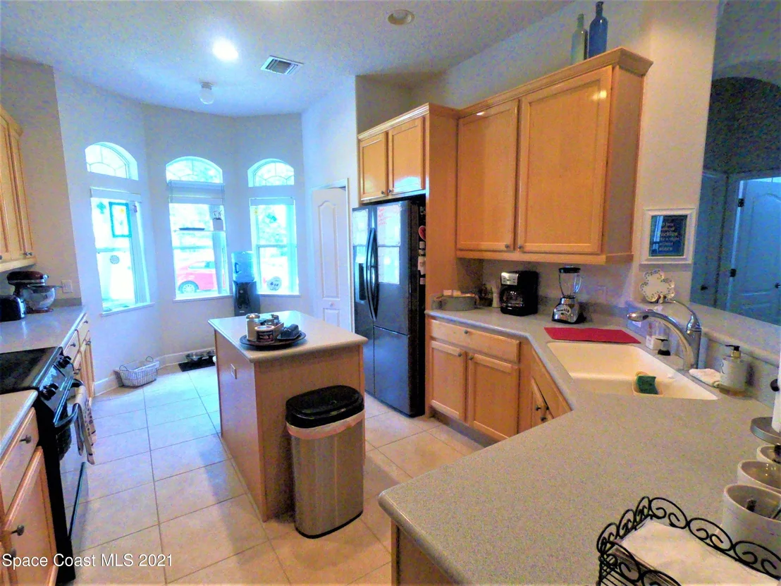 Photo of 1035 Starling Way