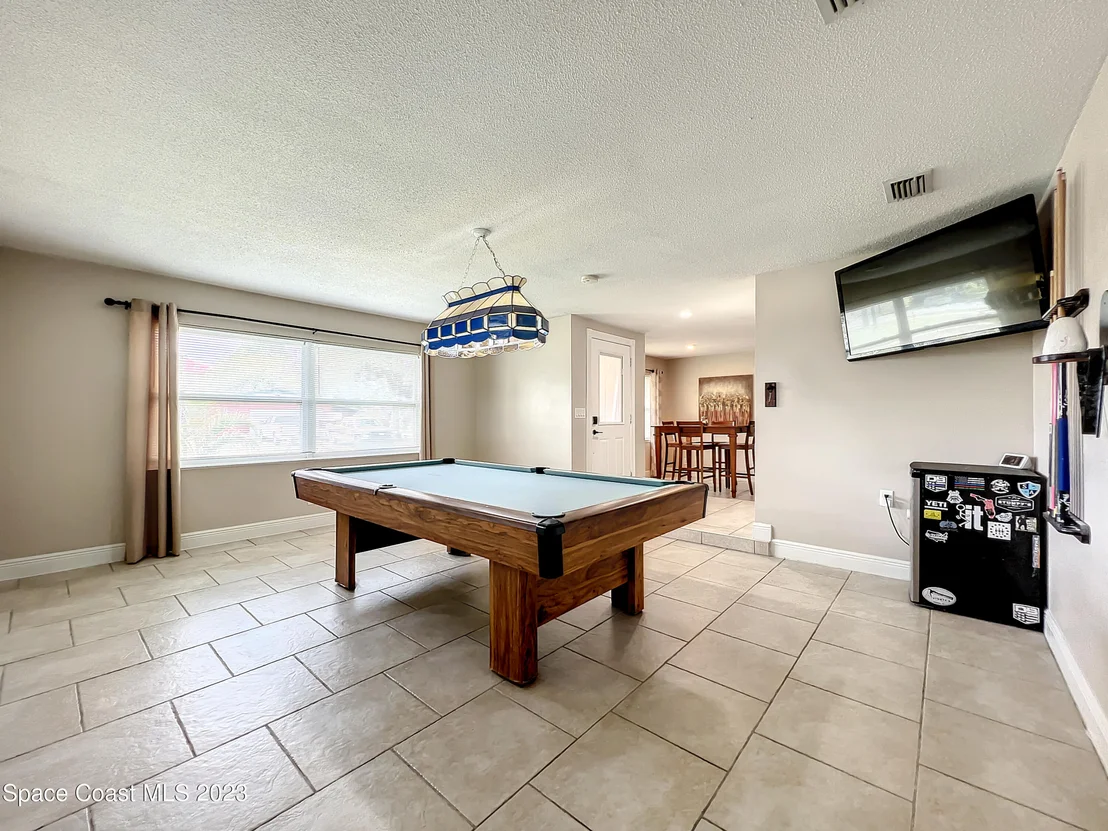 Photo of 2900 Cooper Drive