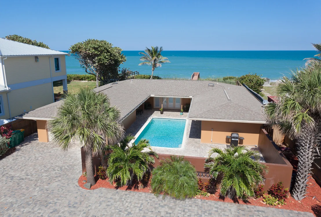 Photo of 2085 N Highway A1a