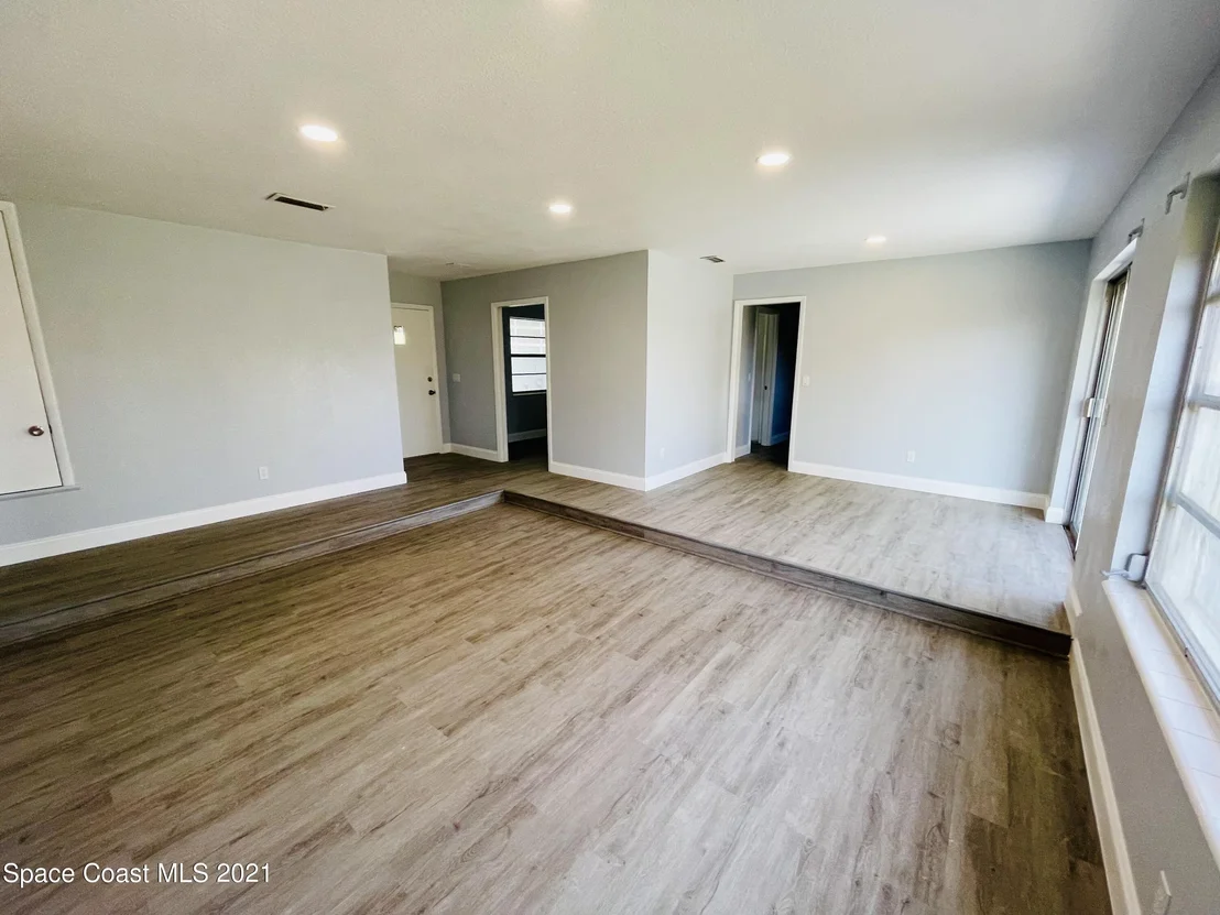 Photo of 996 Nicklaus Drive