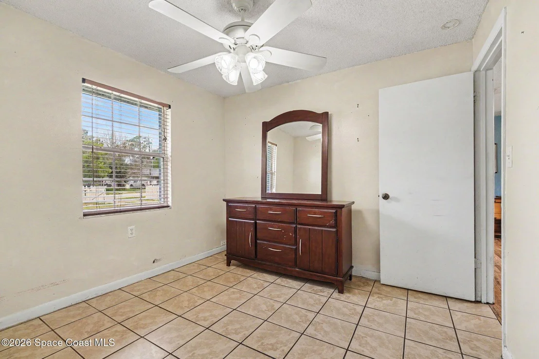 Photo of 336 Bay Avenue
