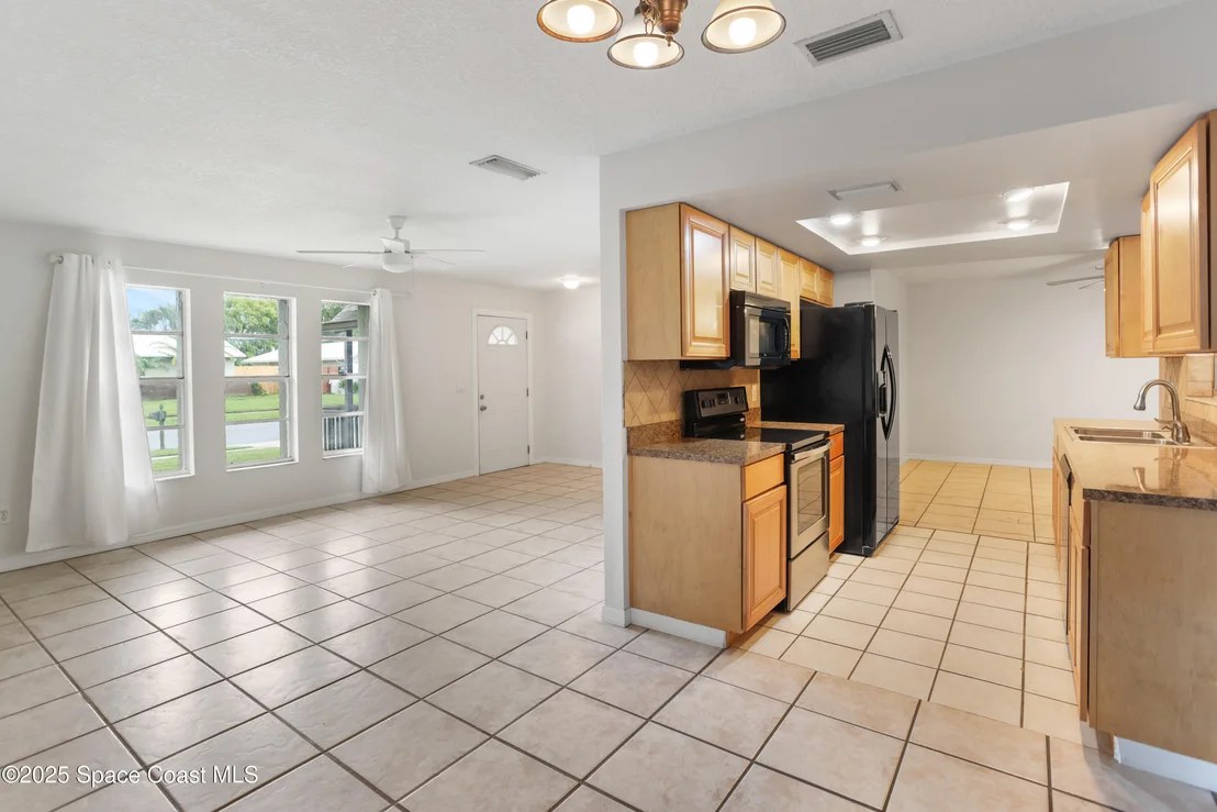 Photo of 611 Cornell Avenue