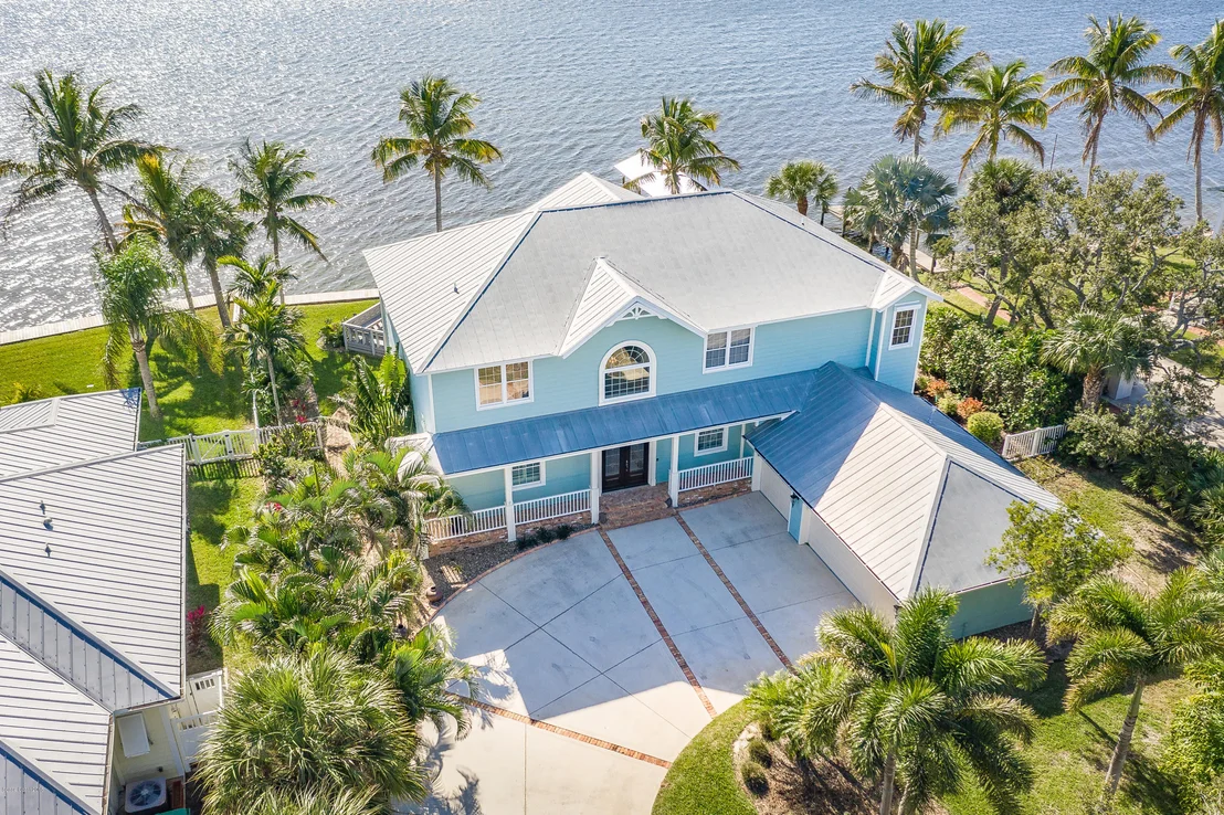 Photo of 787 Oak Ridge Drive