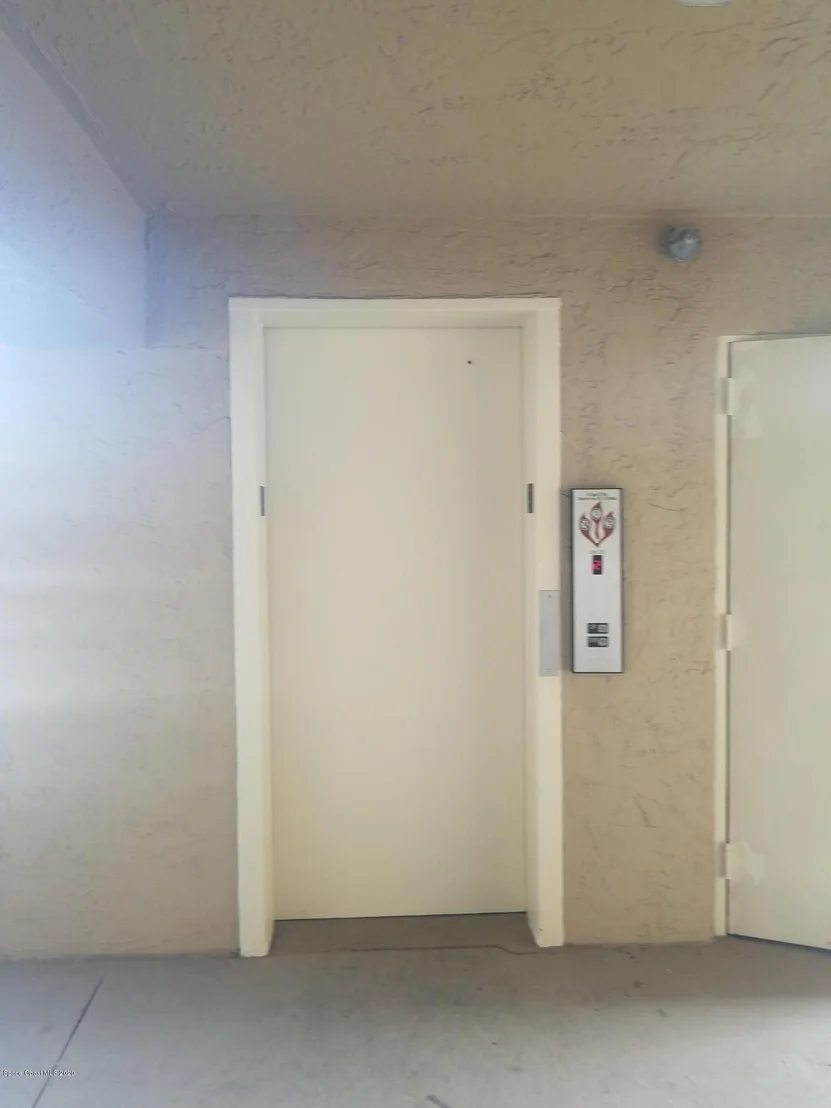 Photo of Unit 1225 at 305 Tangle Run Boulevard