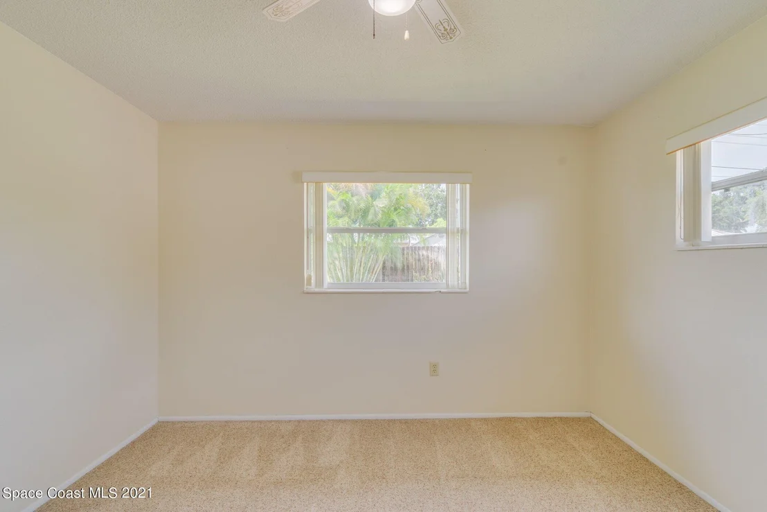 Photo of 910 Jefferson Road