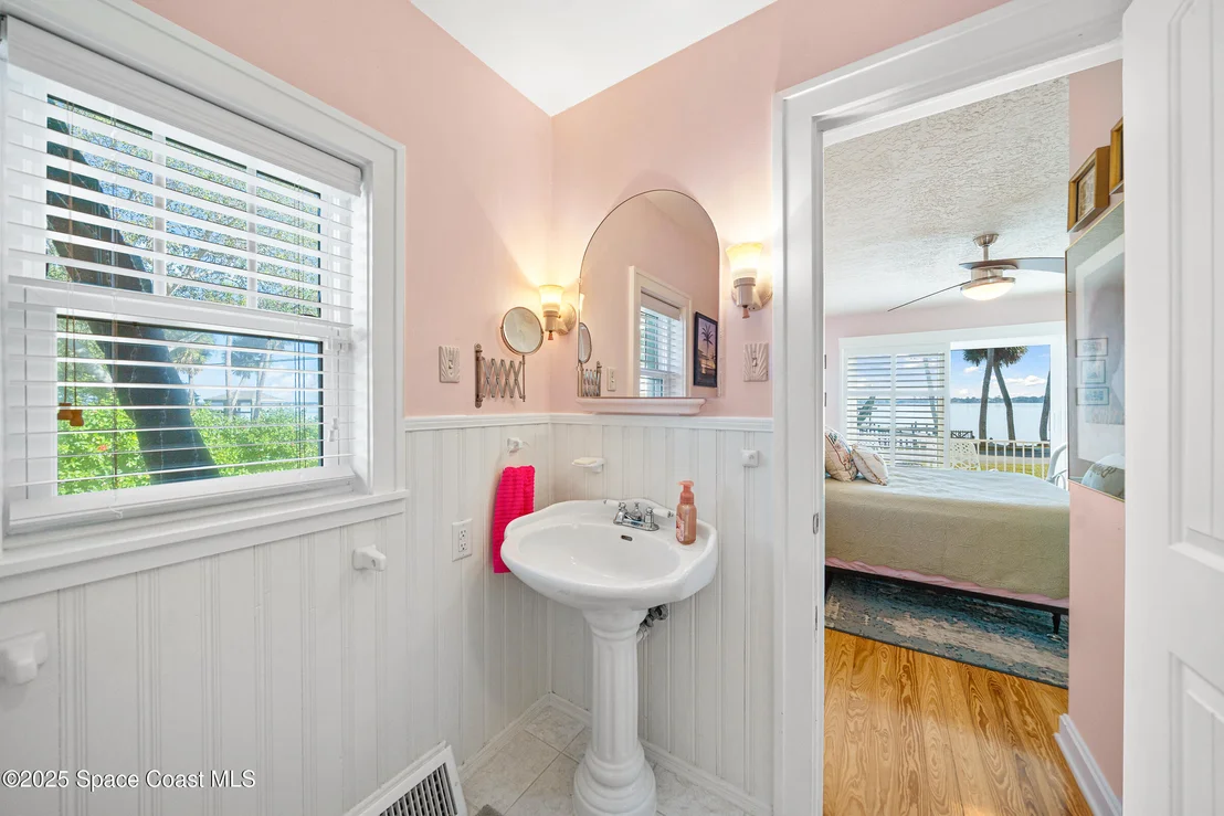 Photo of 1887 Rockledge Drive