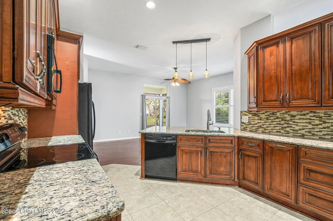 Photo of 7031 Hammock Trace Drive