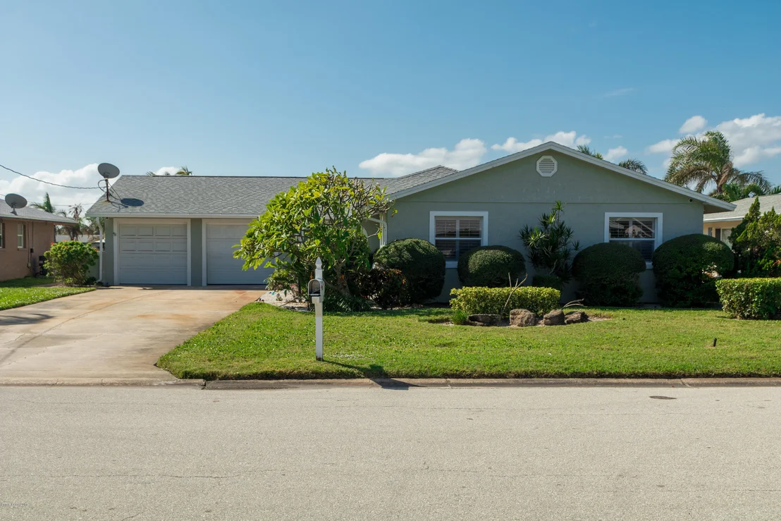 Photo of 24 Crystal River Drive