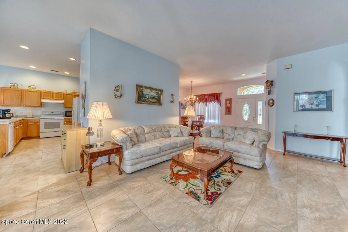 Photo of 4758 Alamanda Drive