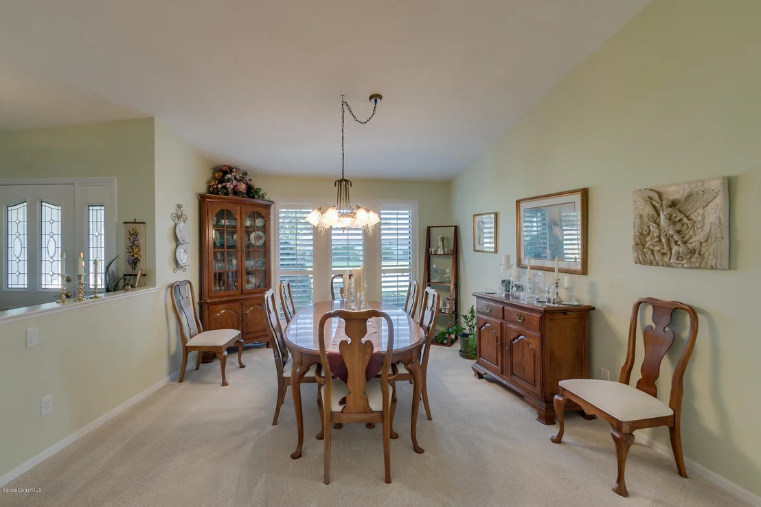 Photo of 529 Crystal Lake Drive
