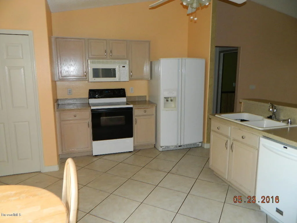 Photo of 974 Sabal Grove Drive
