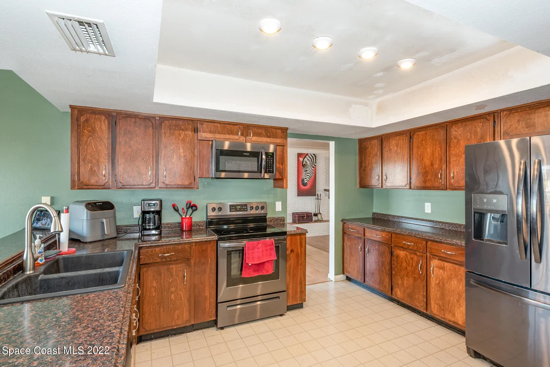Photo of 384 Chester Drive