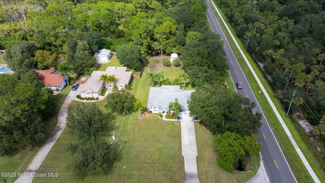 Photo of 2500 Fairfield Drive