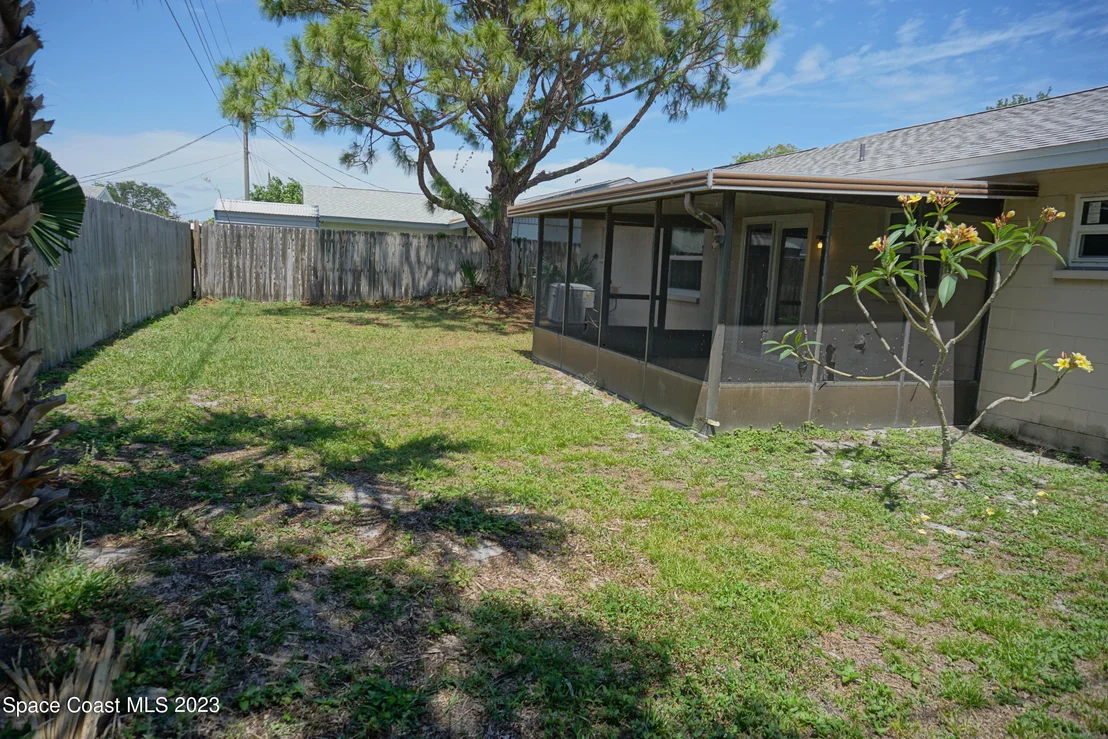Photo of 688 Walnut Drive