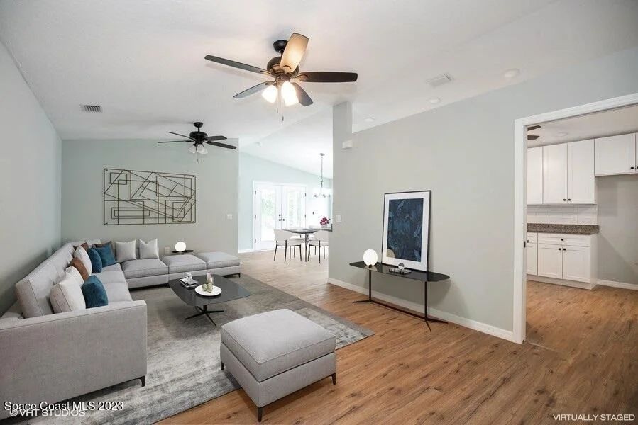 Photo of 943 Pine Creek Circle NE