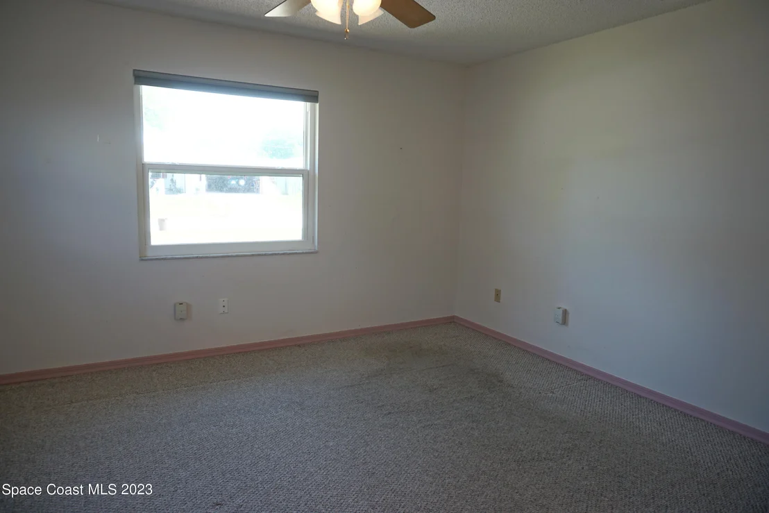 Photo of 688 Walnut Drive