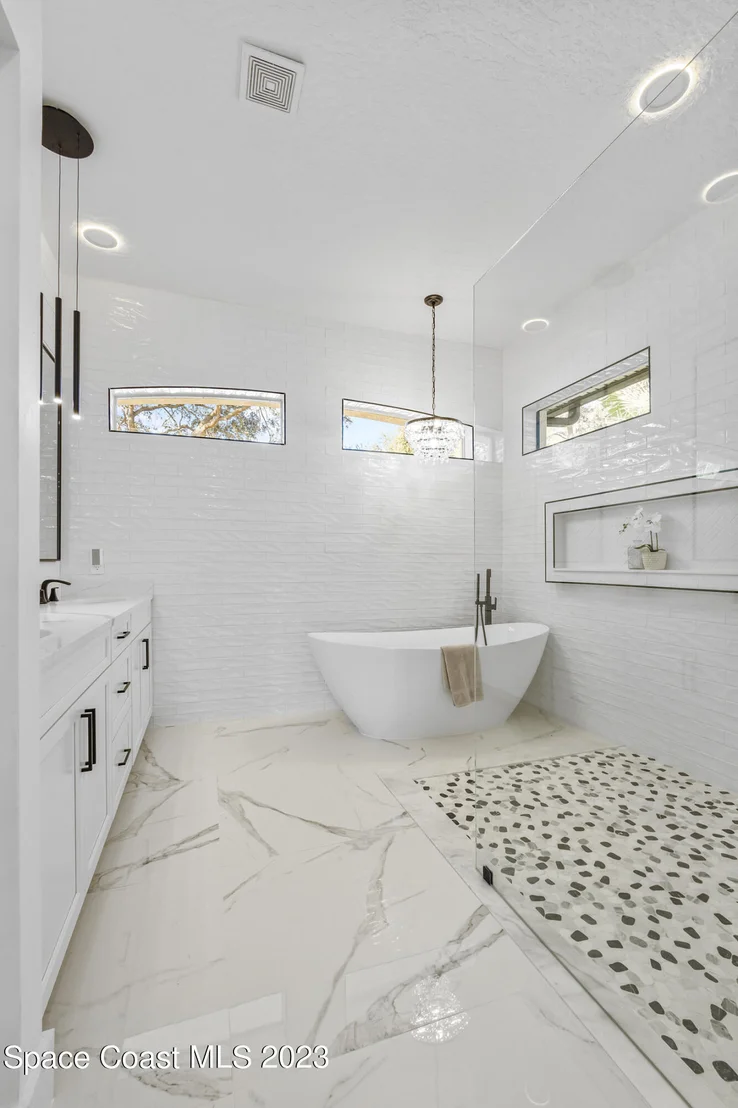 Photo of 473 Peregrine Drive
