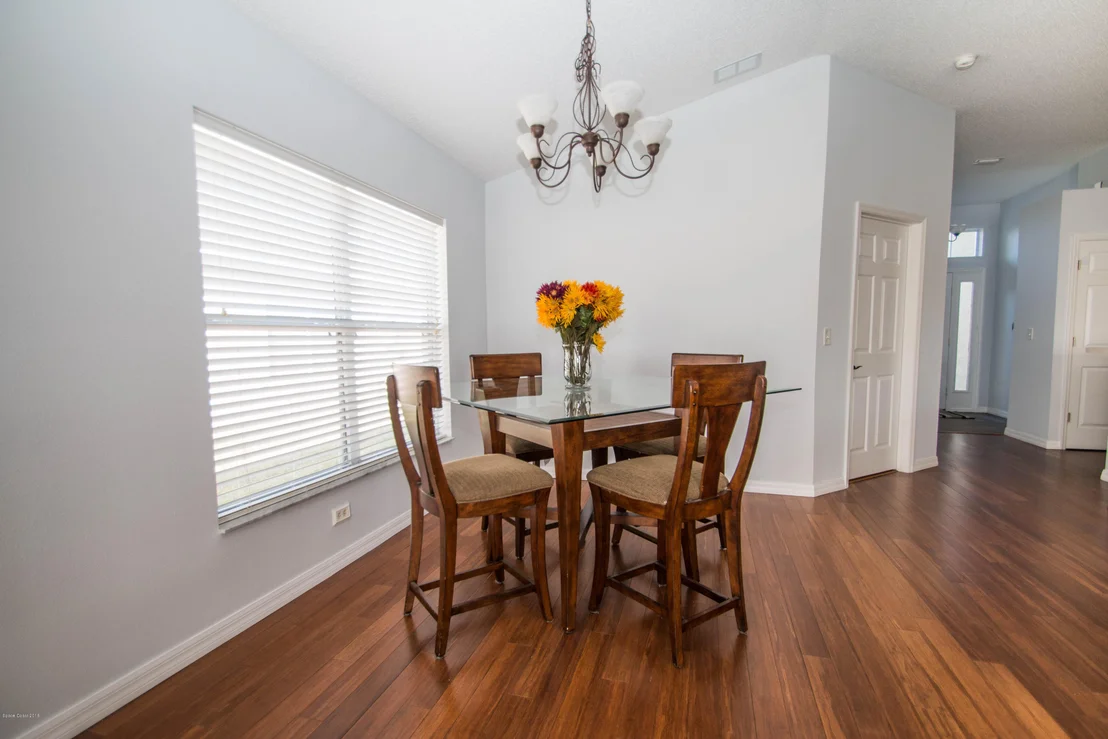 Photo of 1483 Hemingway Boulevard
