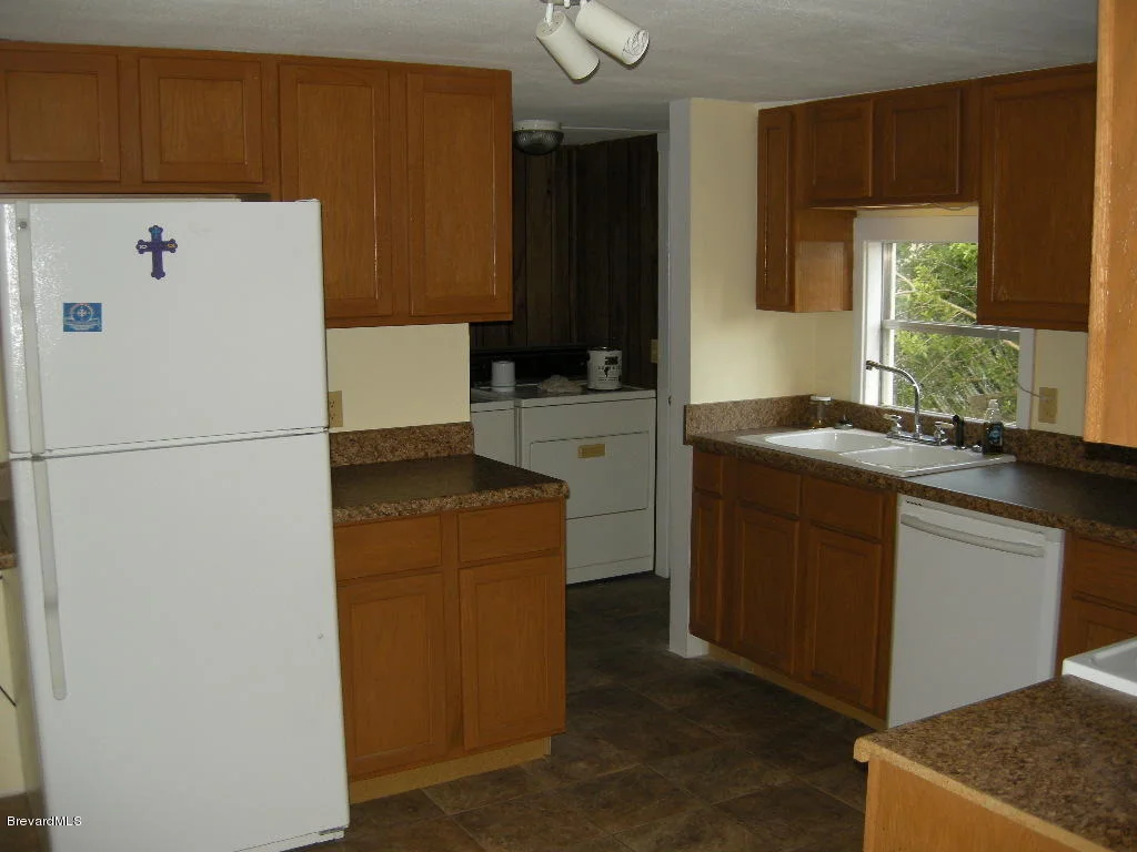 Photo of 349 Ronald Street