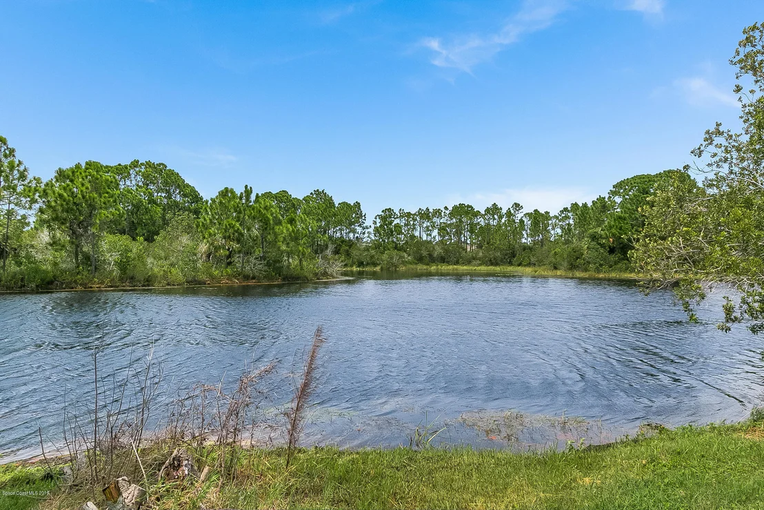 Photo of 5631 Herons Landing Drive