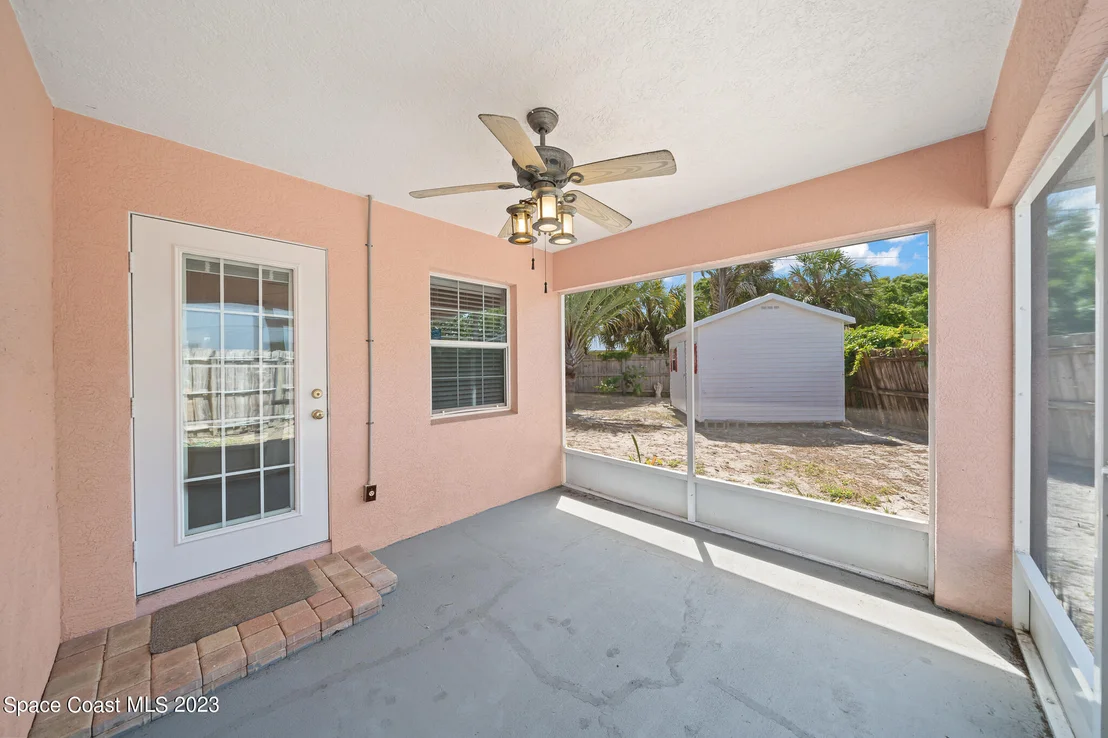 Photo of 863 Pelican Lane