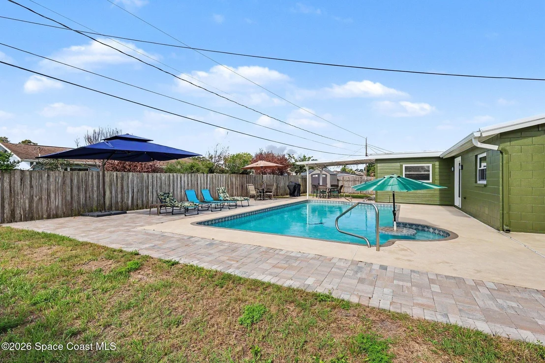 Photo of 3280 Ideal Avenue NE