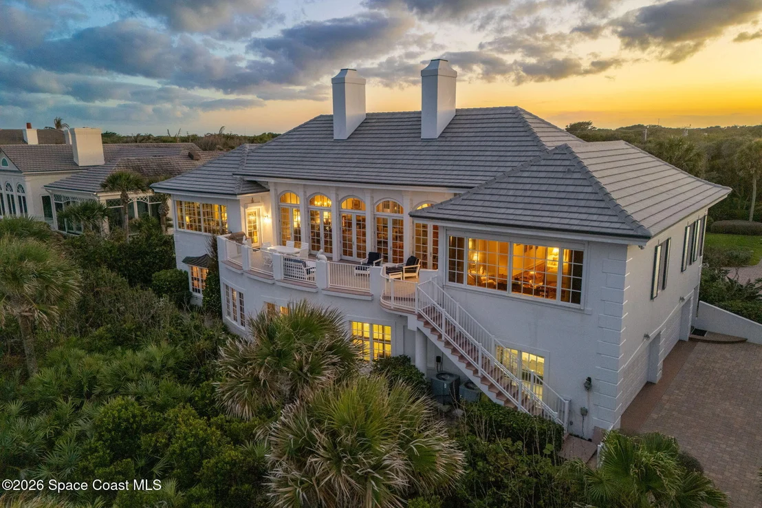 Photo of 680 Ocean Road