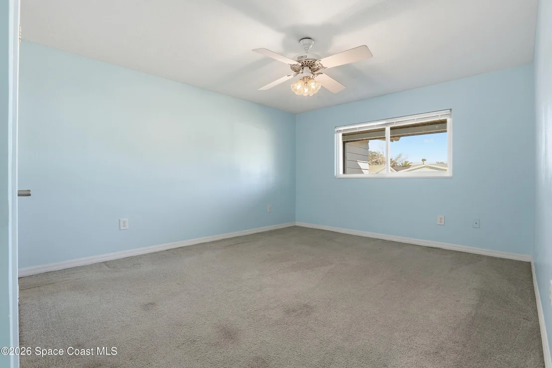 Photo of 875 Kings Post Road
