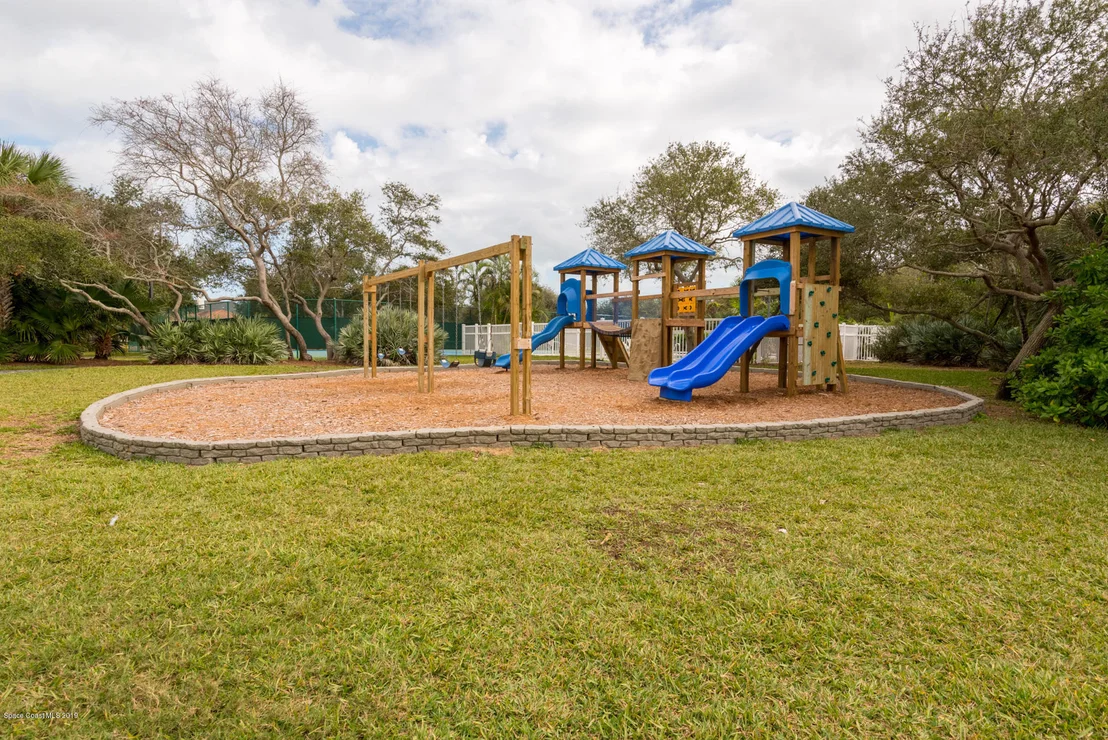 Photo of 2260 Mockingbird Lane