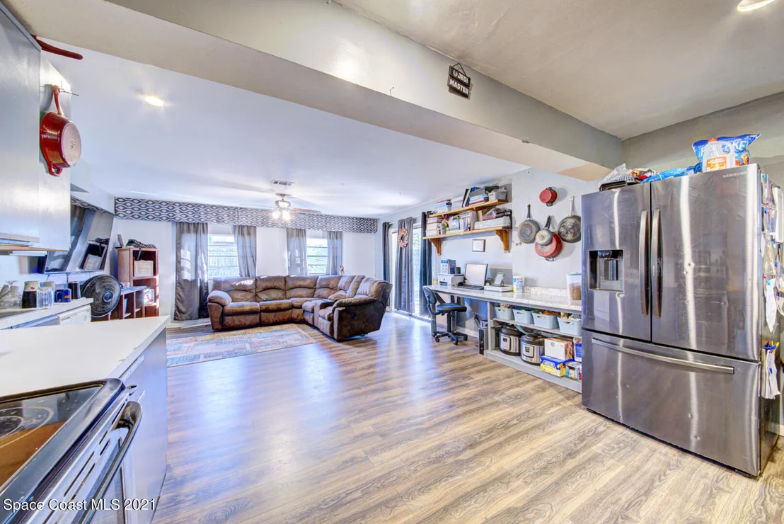 Photo of 1213 Vassar Lane