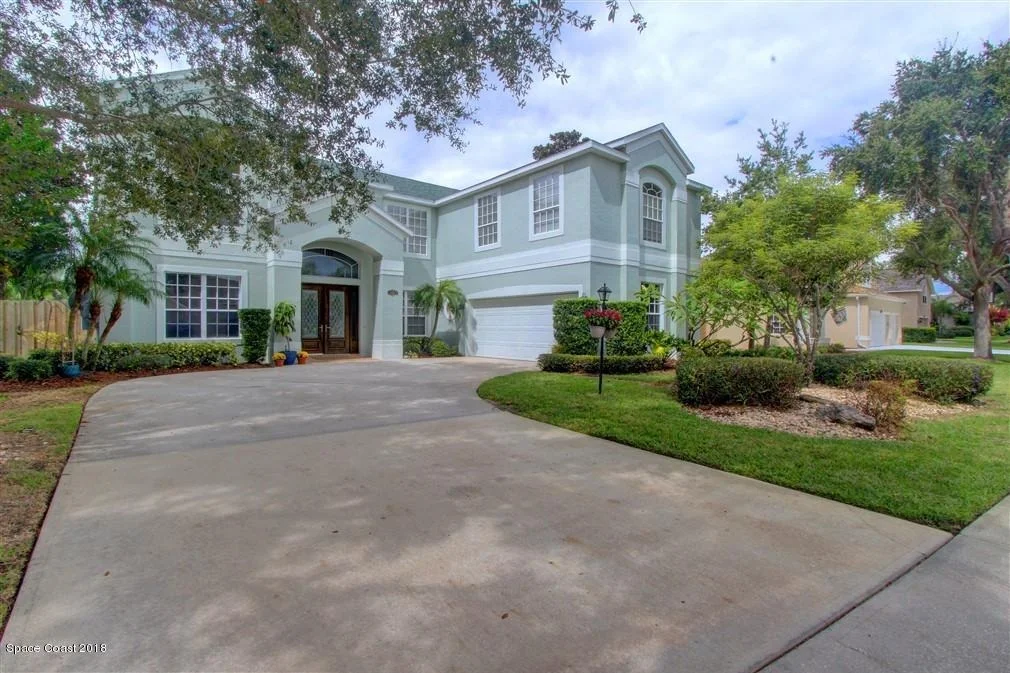 Photo of 5851 Newbury Circle