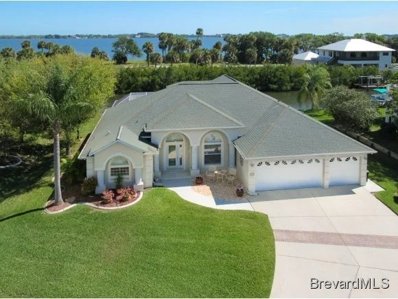 Photo of 501 Topsail Drive