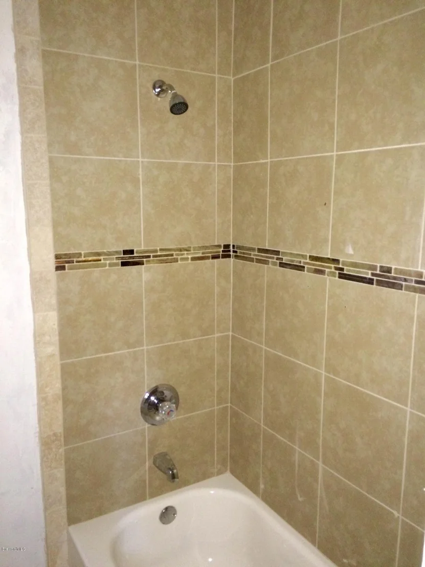 Photo of 768 Bianca Drive NE