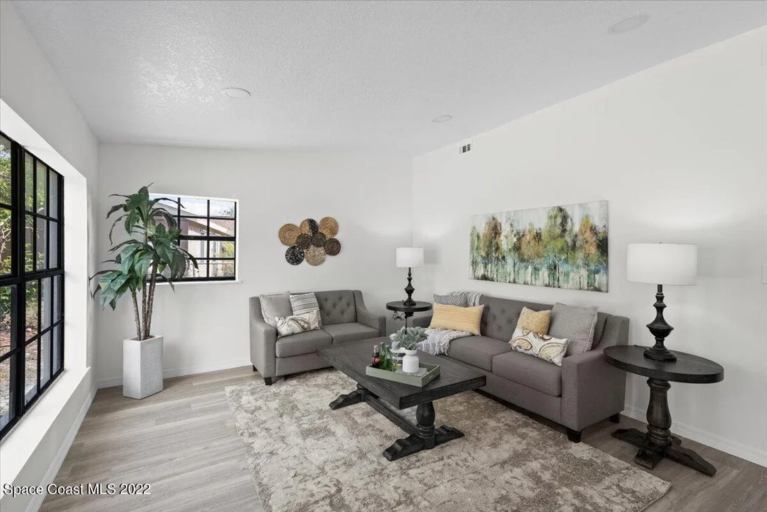Photo of 1365 Wayside Court NE