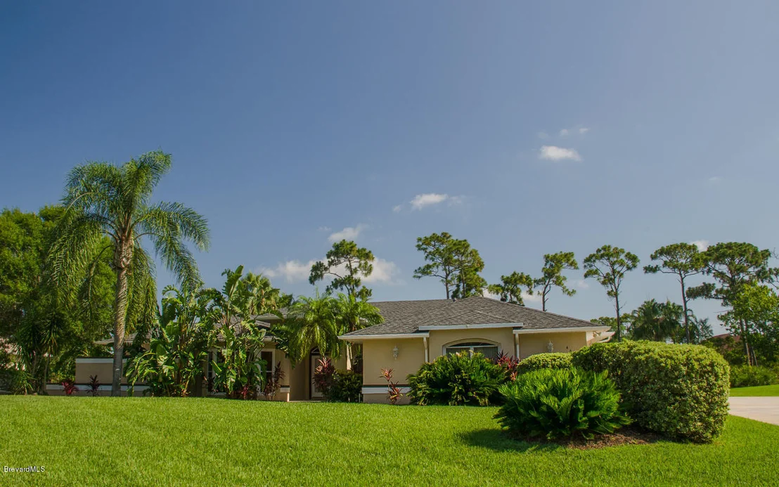 Photo of 4680 Canard Road