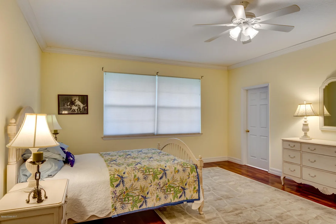 Photo of 3995 Parkway Drive
