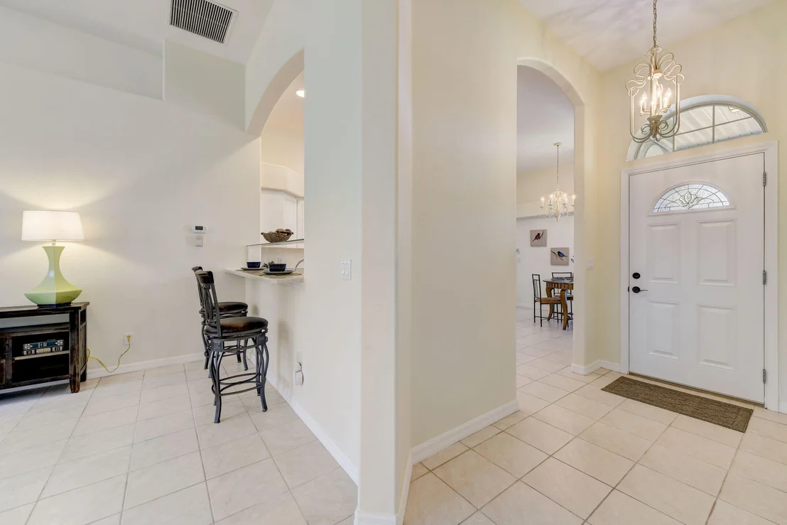 Photo of 4621 Portage Trail