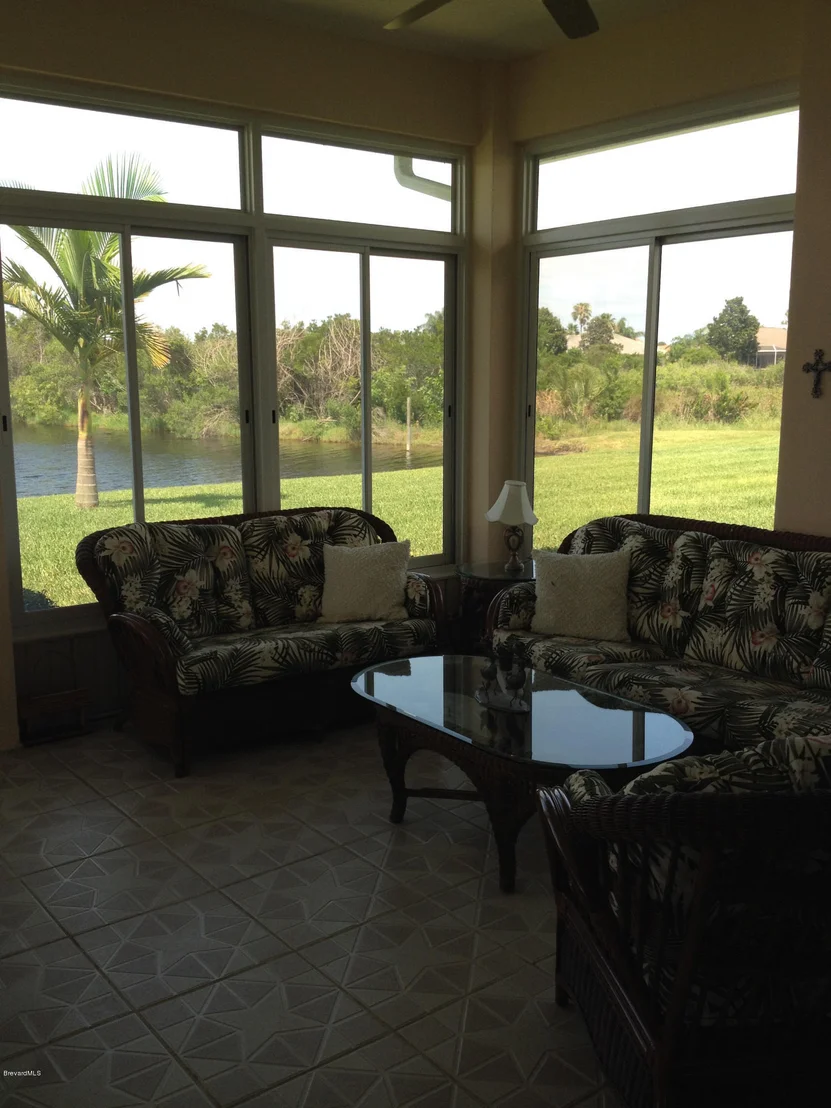 Photo of 2374 Golf Vista Boulevard