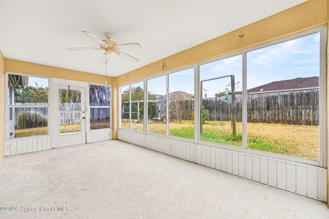 Photo of 1002 Jacaranda Circle