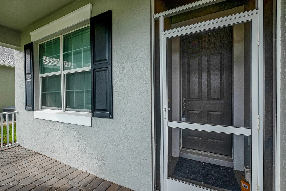 Photo of 7347 Bluemink Lane