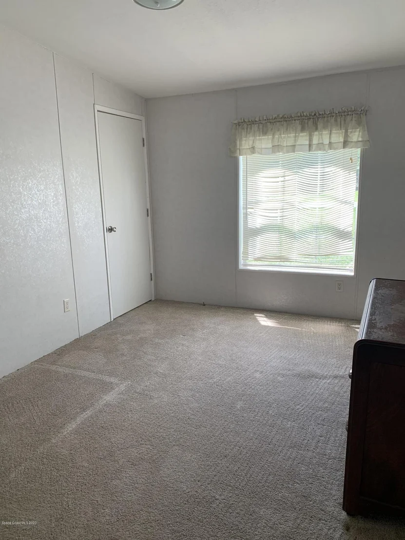 Photo of 665 Camp Road