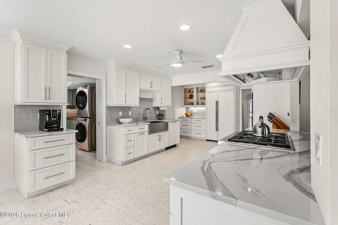 Photo of 207 Riverside Drive