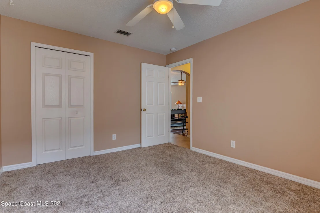 Photo of 835 Triple Crown Lane