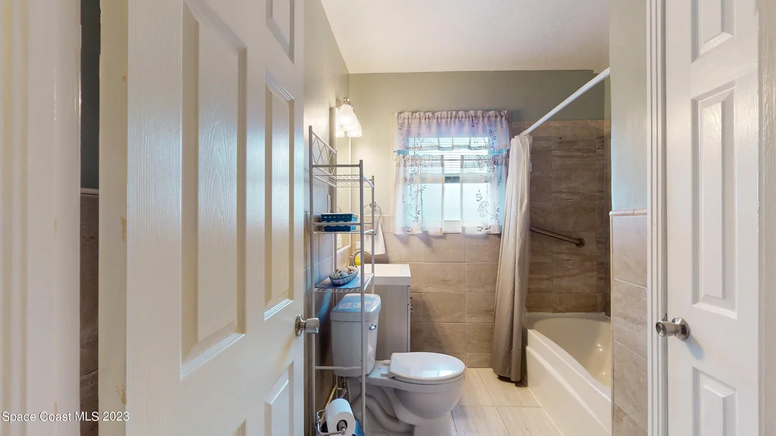 Photo of 1326 Sun Circle E