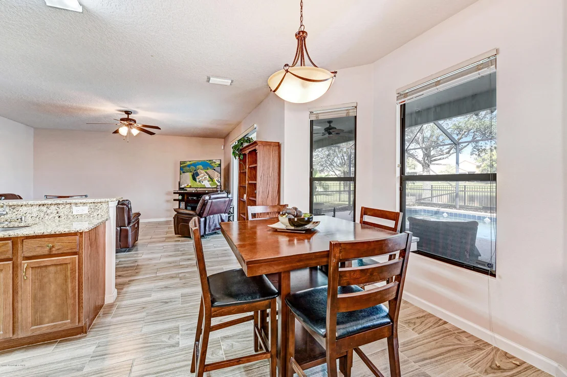 Photo of 1225 Bolle Circle