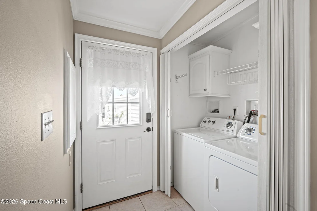 Photo of 2966 Indian River Drive NE